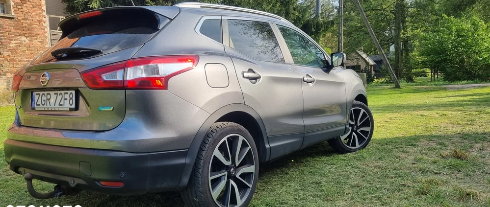 Nissan Qashqai cena 39000 przebieg: 367000, rok produkcji 2014 z Gryfino małe 211